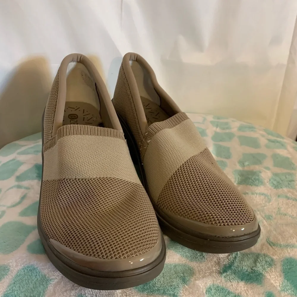 B Zees tiramisu pump slip on shoes. 11